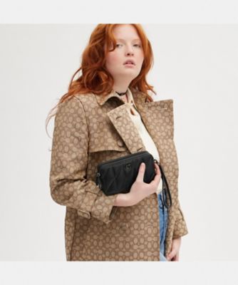 キラ クロスボディ・ピロー キルティング | COACH/コーチ | 三越